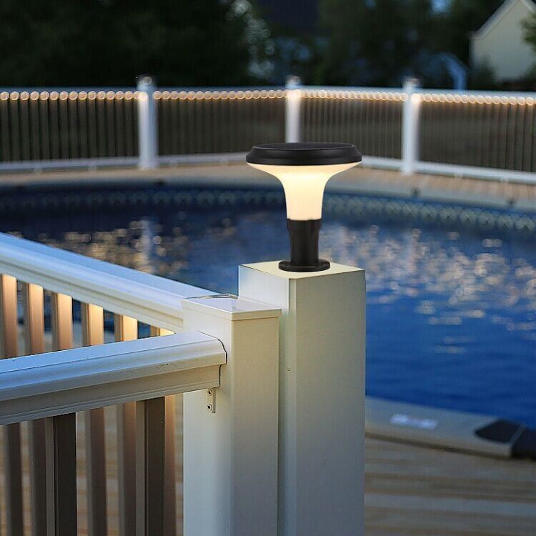 تعمل بالطاقة الشمسية LED عمود ضوء الديكور ضوء الحديقة الشمسية ضوء LED آخر