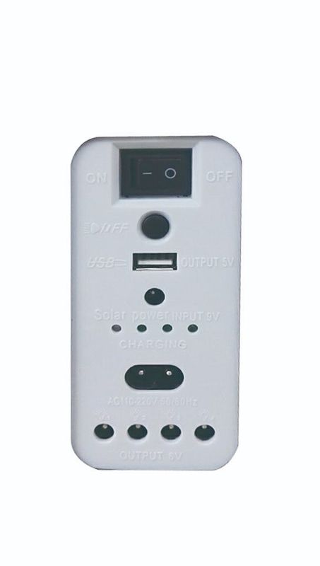 مصابيح شمسية محمولة تعمل بالطاقة الشمسية إضاءة متعددة الأغراض مع مصابيح USB تعمل بالطاقة الشمسية في الهواء الطلق SRE-18N