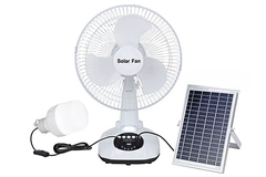 مروحة كهربائية خارجية محمولة تعمل بالطاقة الشمسية للتخييم وطاولة شحن بنك الطاقة 12 بوصة